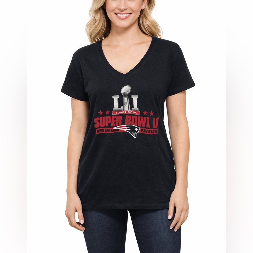 '47 NFL NEW Navy Blue Graphic Super Bowl Patriots Short Sleeve V-Neck T-Shirt